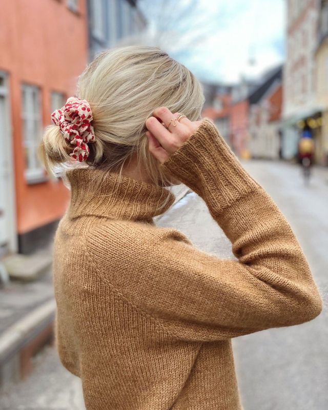 Caramel sweater oppskrift
