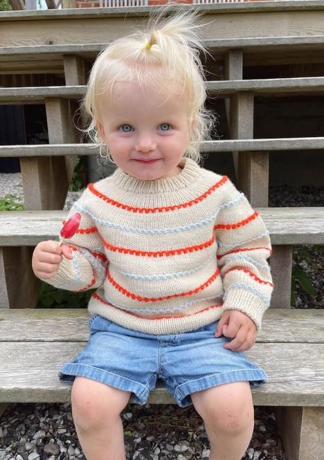Hovedbilde Festival sweater oppskrift