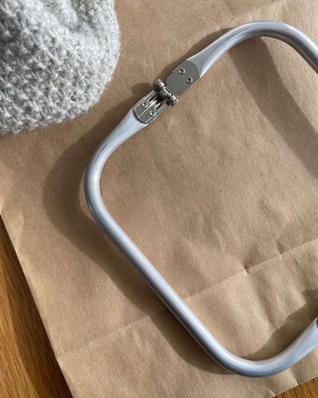 Frame til liten clutch